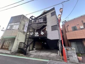 【秩父市番場町店舗付き空き家】他社では買取不可と判断された空き家を買取いたしました