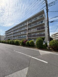 【埼玉県春日部市道口蛭田の区分マンション】他社査定金額よりも50万円アップで買取いたしました