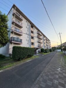 【埼玉県坂戸市東坂戸の団地】他社では取り扱い不可と診断された物件を買取いたしました
